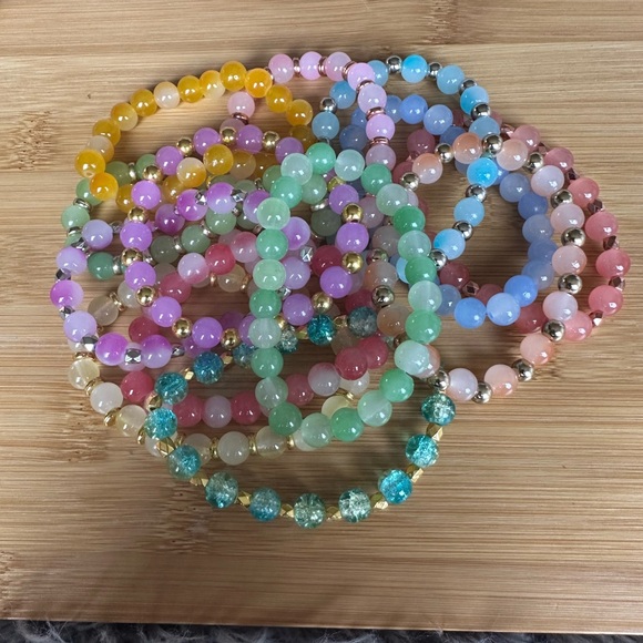 Handmade Yellow Ombré Glass Stretch Bead Bracelet … - Picture 3 of 3